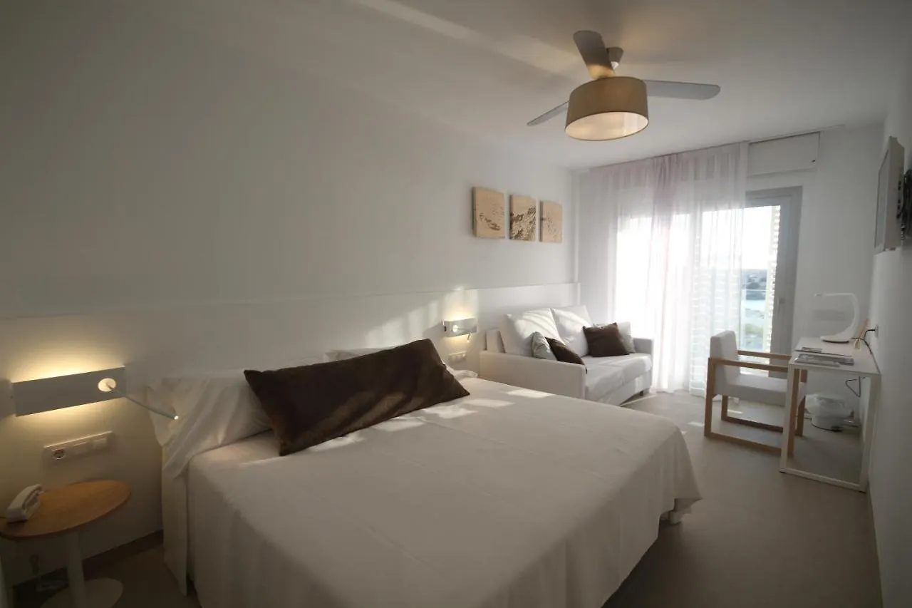 Hotel Cala Saona & Spa Spain